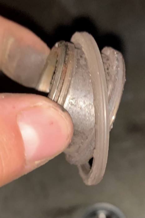 photo_2021-10-26_23-25-46.jpg (45.51 KiB) Visto 12388 veces Medio rodamiento